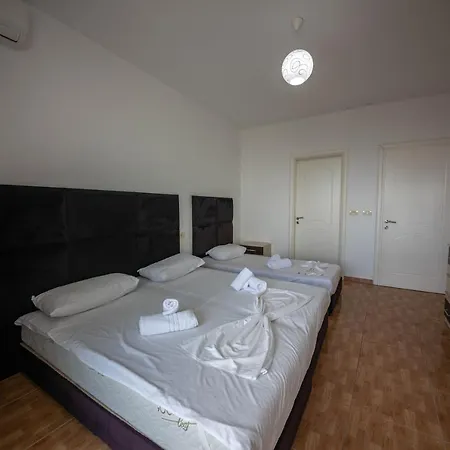 Myrtaj 호텔 Sarandë