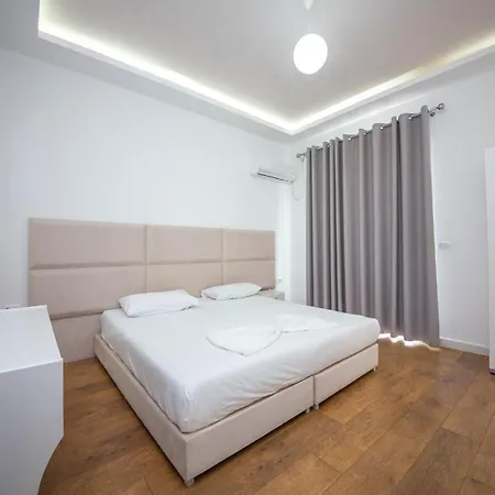 Myrtaj 3* Sarandë